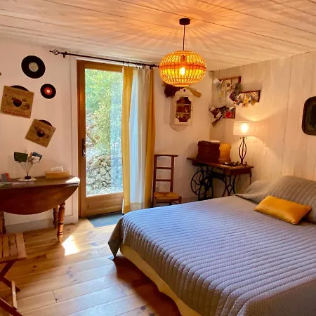 Cote Chenes Verts - D'hotes Bed and breakfast *