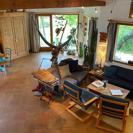 Cote Chenes Verts - D'hotes Bed and breakfast
